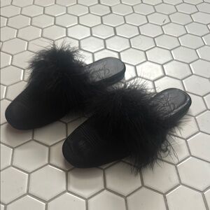 Elegant J Crew Black Feathered Women's Mules